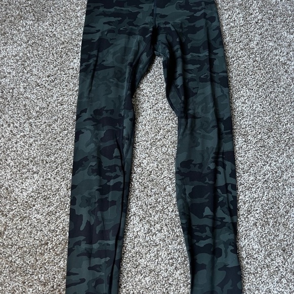 Lululemon Align Pant *Full Length 28" Incognito Camo Multi Gator Green - Picture 1 of 4